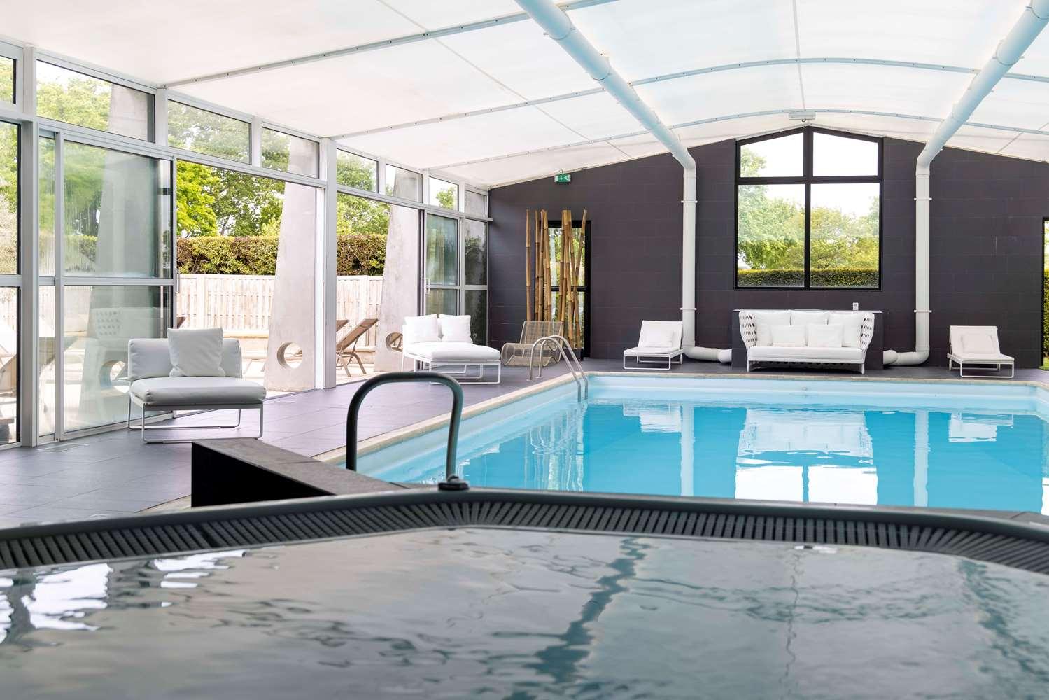 Best Western Plus Le Roi Arthur Hotel & Spa Ploermel Bagian luar foto