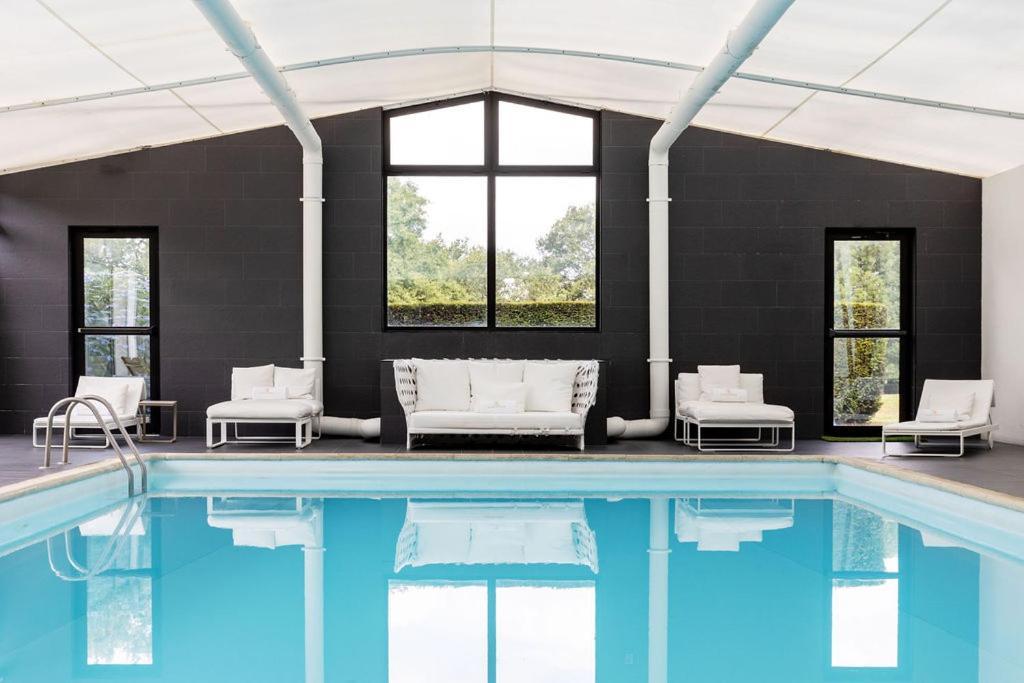 Best Western Plus Le Roi Arthur Hotel & Spa Ploermel Bagian luar foto